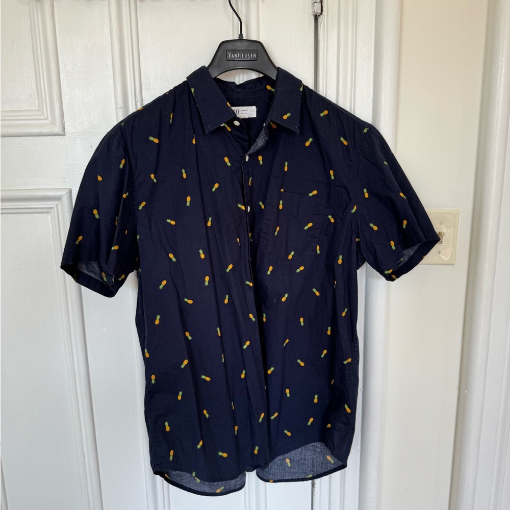 Men's Pineapple Short Sleeved Button Down